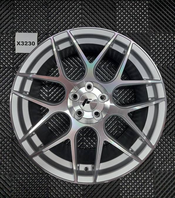 USED JR18 18x9,5 ET30-40 5H Blank Silver Machined